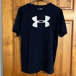 Under Armour short sleeve t-shirt
